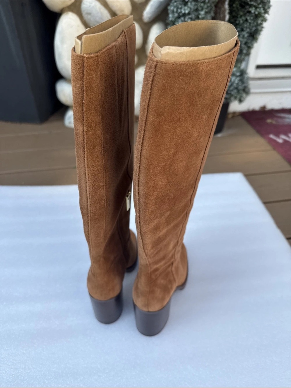 Vince Camuto Women's Gibi Stacked Heel Boots Burnt Sugar New - Picture 2 of 8